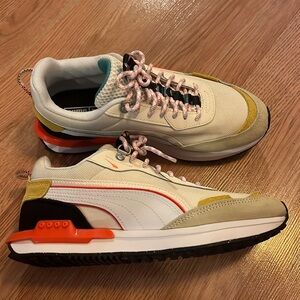 Like new woman’s puma